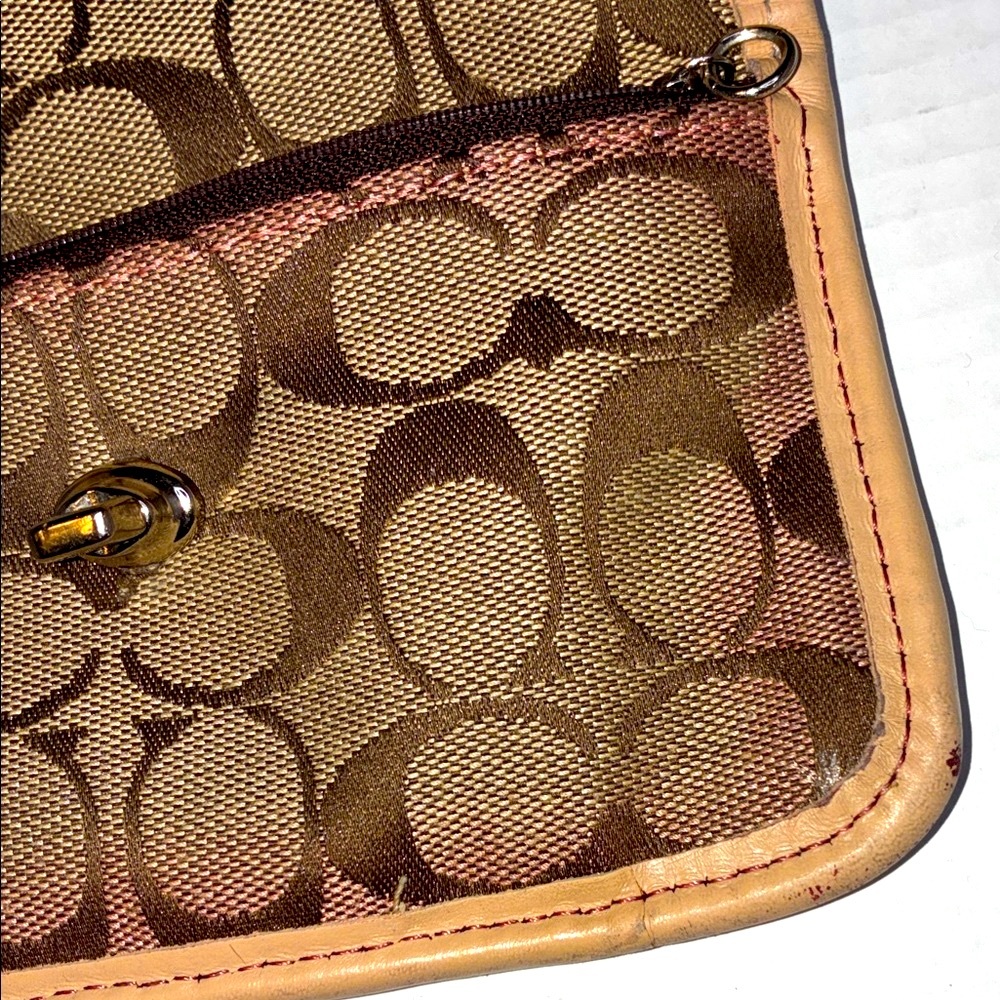 Vintage Coach Park Signature Canvas Wallet, AS IS - Picture 12 of 16